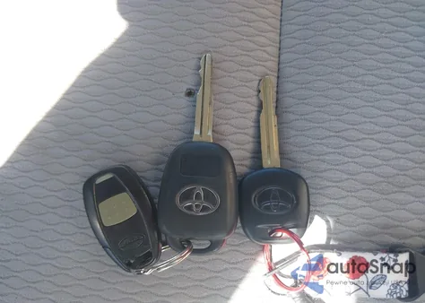 2015 Toyota Corolla L/Le/Le Pls/Prm/S/S Pls из США, поврежденный, VIN 2T1BURHE1FC422083